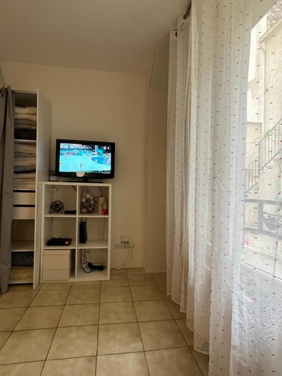Televiisor ja/või meelelahutuskeskus majutusasutuses amazzing appartement /javel/tour eiffel /Paris