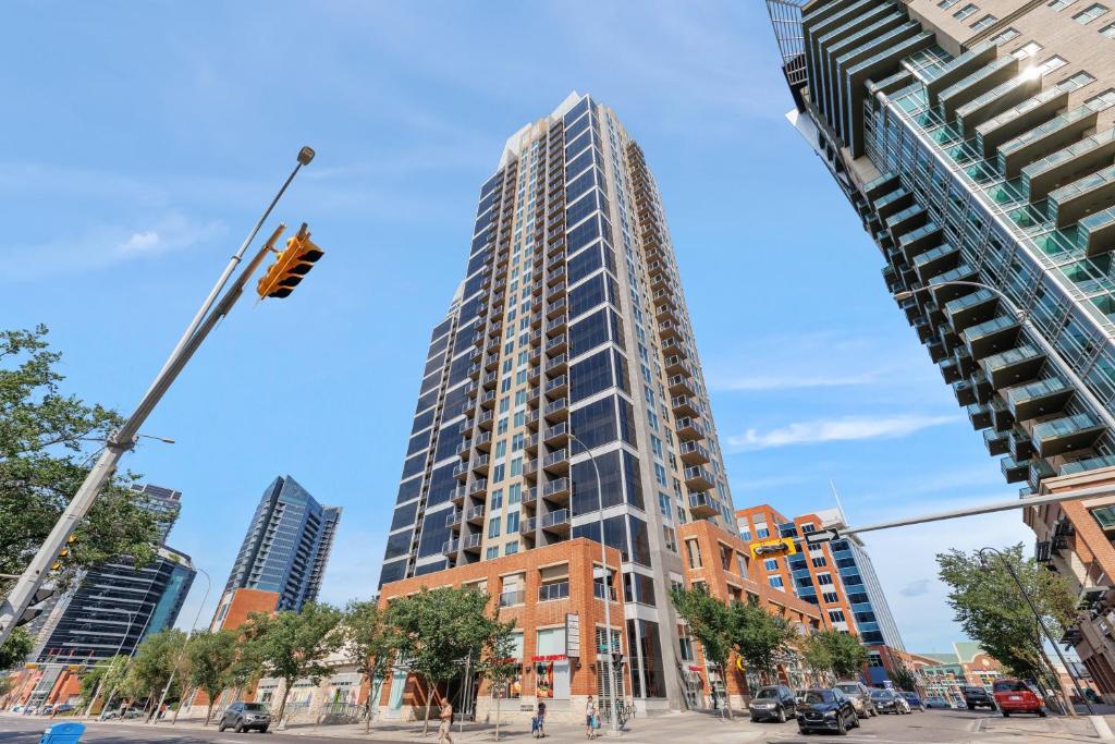 Heart of Downtown Calgary Spacious Luxury Condo with Stunning Views and Premium Amenities, Calgary (updated prices 2025)
