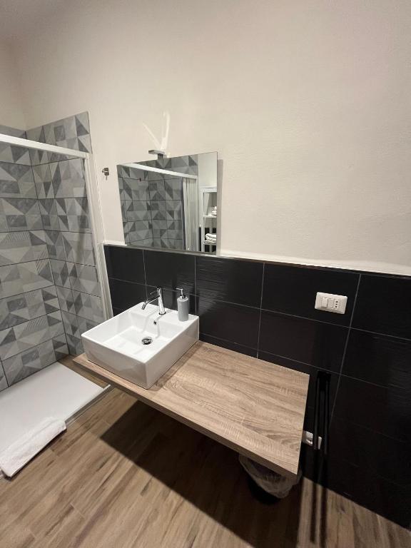 Koupelna v ubytování Casa nel borgo di Capraia