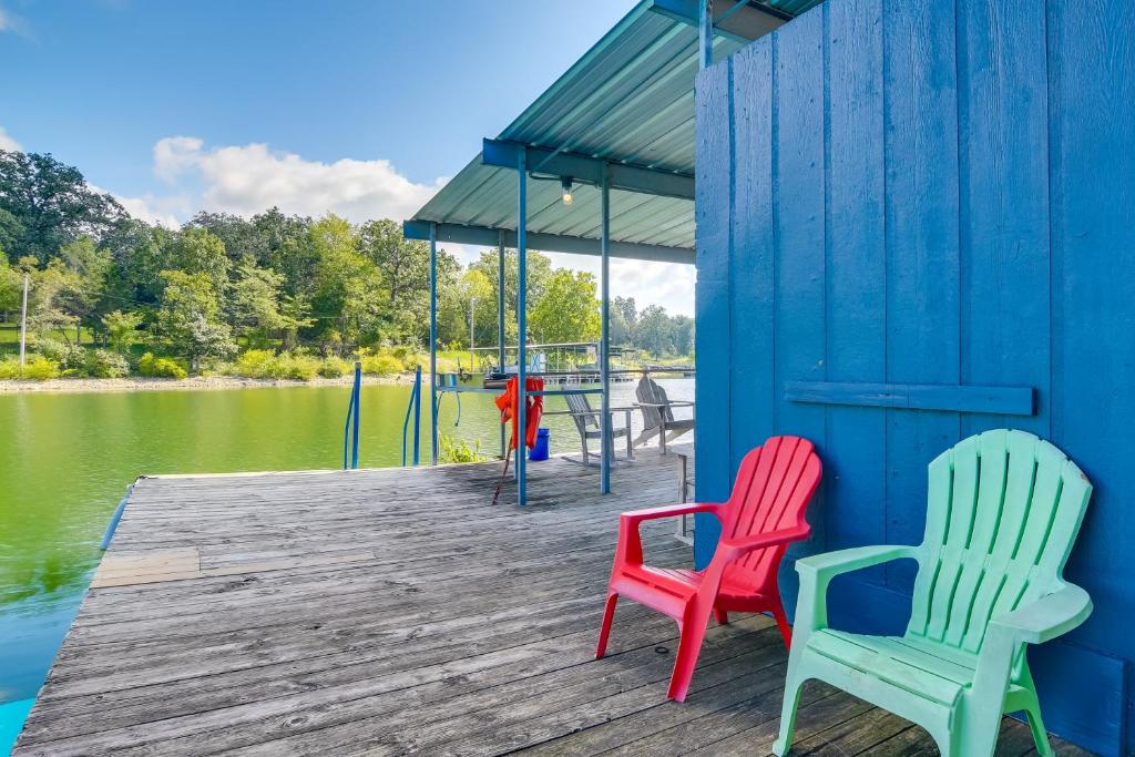 Table Rock Lake Condo Boat, Fish, Swim!, Kimberling City (updated