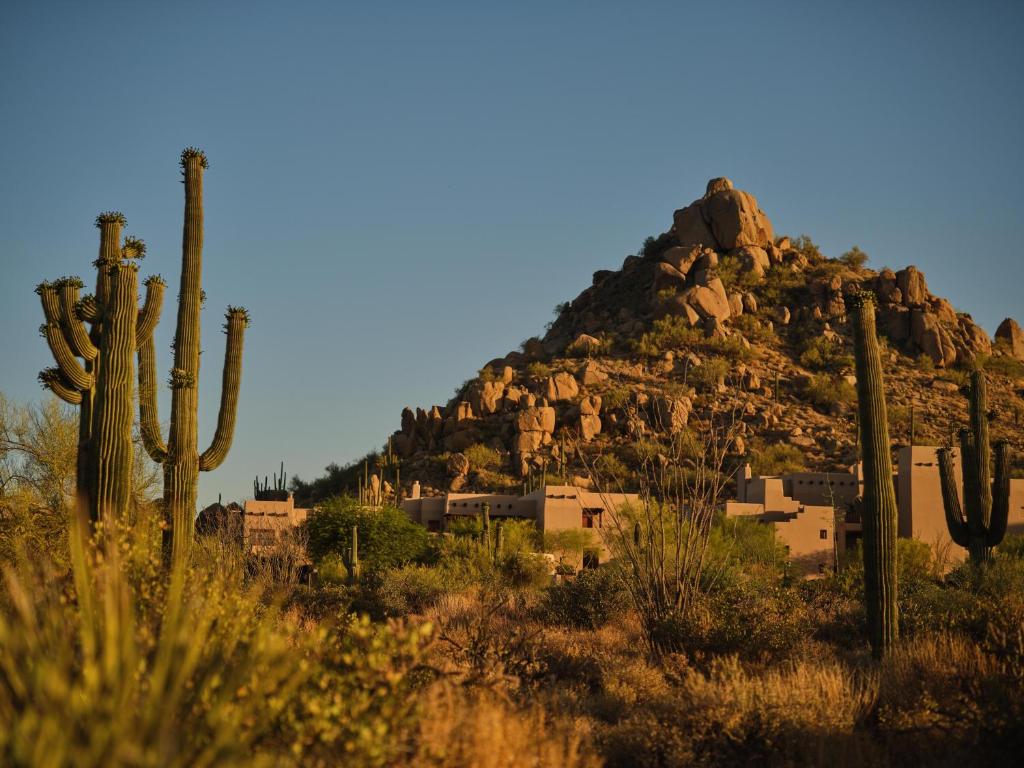 Four Seasons Resort Scottsdale at Troon North - Housity