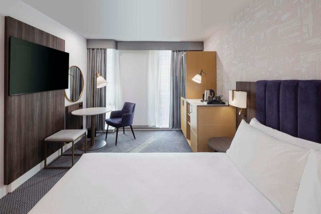 DoubleTree by Hilton Manchester Piccadilly - 