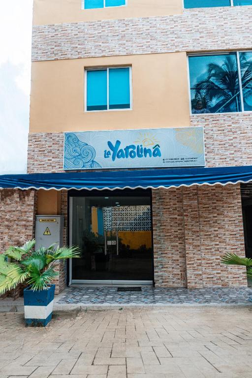 a building with a sign that reads yakushima at Hotel La Yarolina SAS in Cartagena de Indias