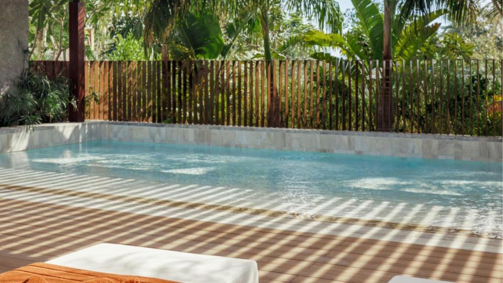 Bazén v ubytování Jumeirah Residences Marsa Al Arab Dubai nebo v jeho okolí