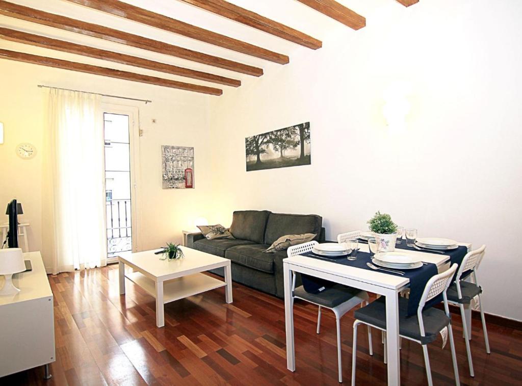 Posedenie v ubytovaní MUN41 · MUN41 - Sagrada Família private terrace apartment