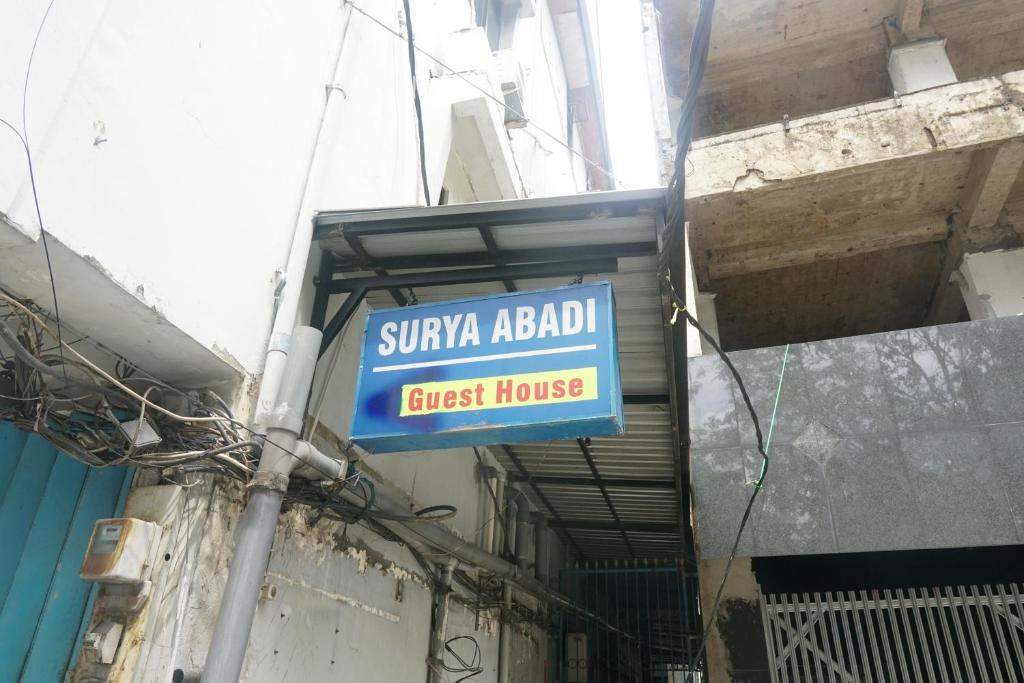 Certifikát, hodnocení, plakát nebo jiný dokument vystavený v ubytování Surya Abadi Guest House Syariah