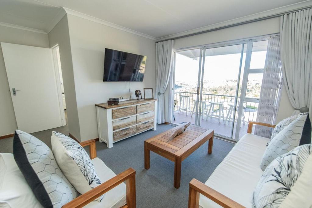 The Heads Luxury 3 Bedroom, South End (updated prices 2024)