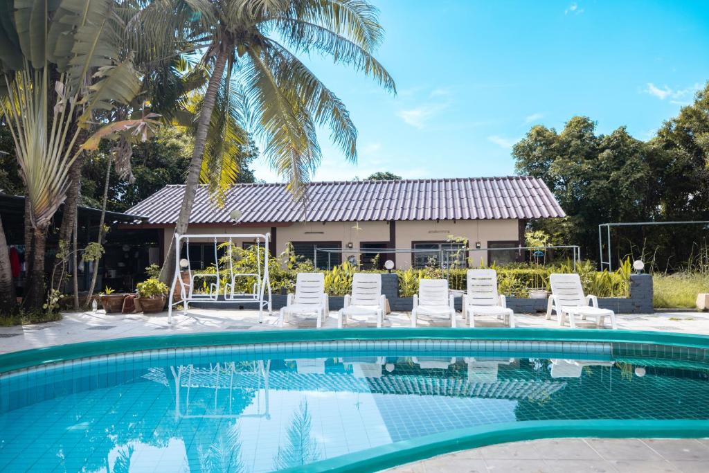 The coconut nanai resort - Resim 10