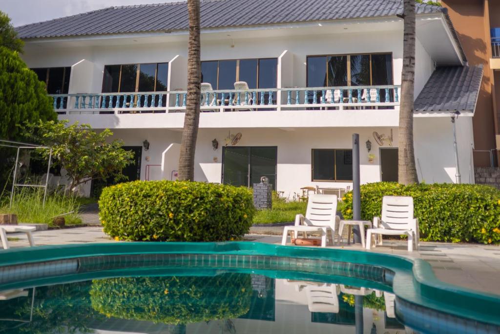 The coconut nanai resort - Resim 26