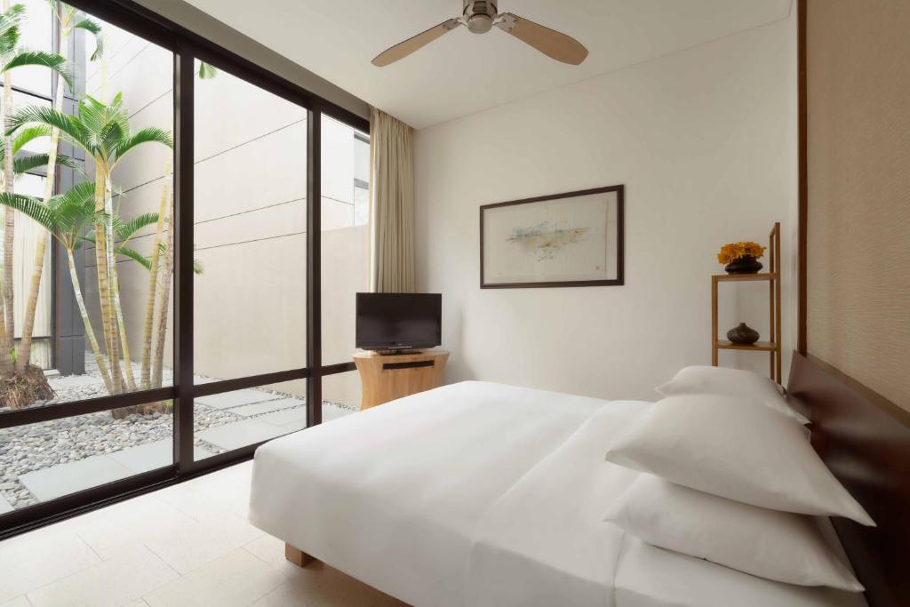 Biệt thự 3 Phòng ngủ có Hồ bơi nhìn ra Bãi biển
