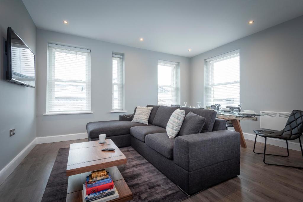 Gordon Moon Suites Bolton Centre Apartments - Twee Slaapkamers Appartement
