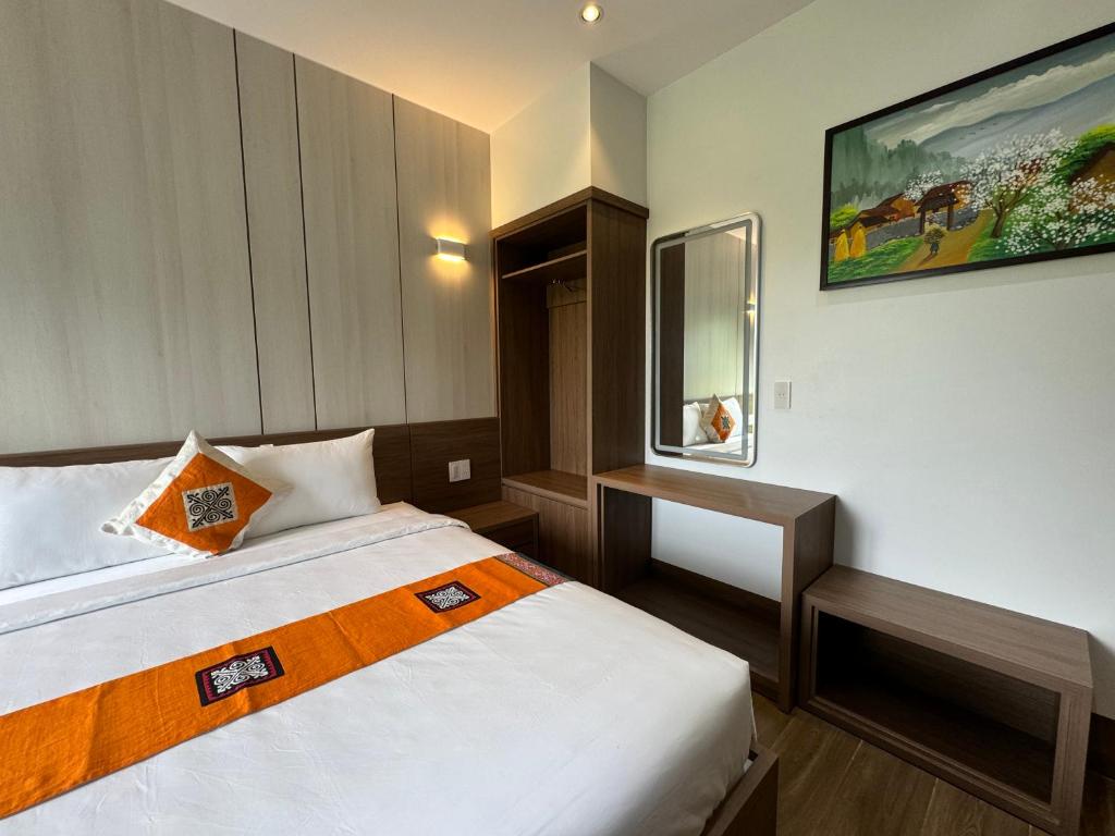 Ha Giang Hostel - Quarto King Com Vista Piscina