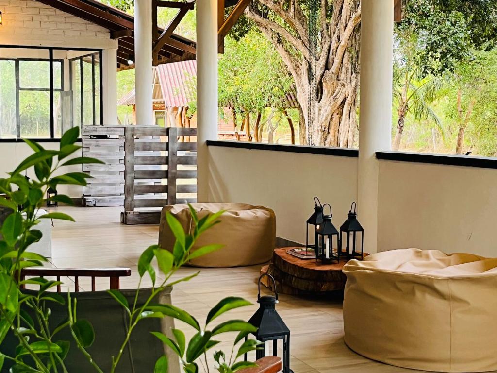 Zahrada ubytování Funky Leopard Safari Lodge Bordering Yala National Park