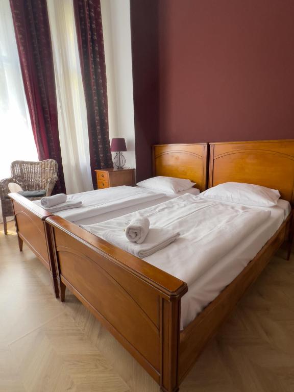 Hotel-Maison Am Olivaer Platz - Resim 42