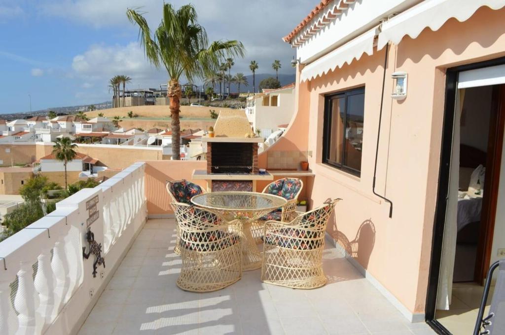 Balkón alebo terasa v ubytovaní 3 Bedroom Apartment With Stunning Views K302