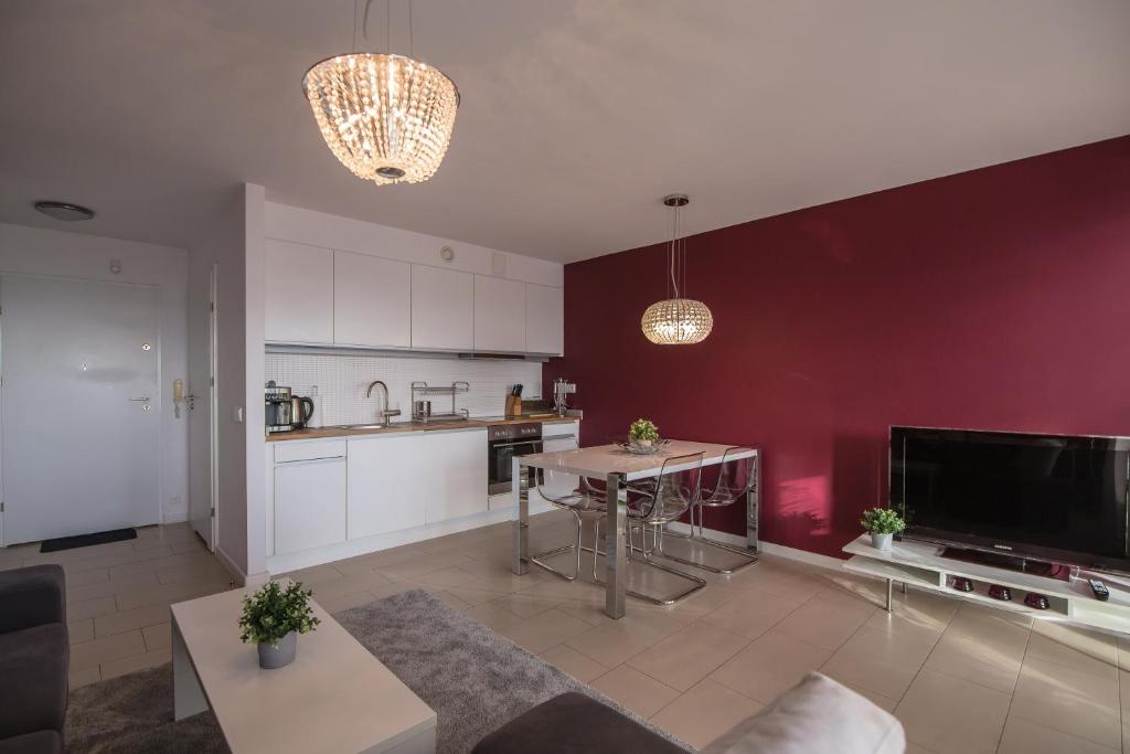 Kuchyň nebo kuchyňský kout v ubytování Apartview Bukowa II by Rent like home