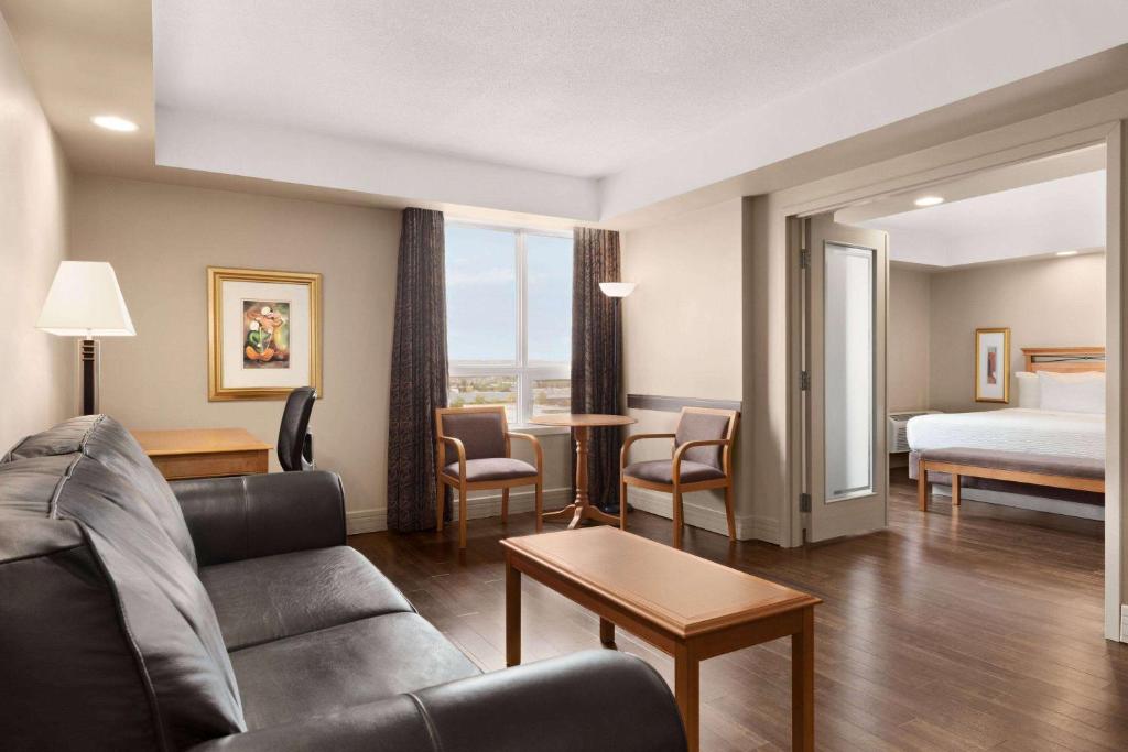 Royal Hotel Calgary, Trademark Collection by Wyndham - Resim 24