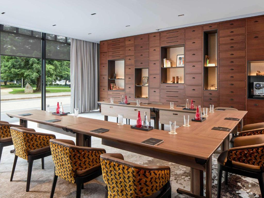 Nápoje v ubytování L'Esquisse Hotel & Spa Colmar - MGallery Collection
