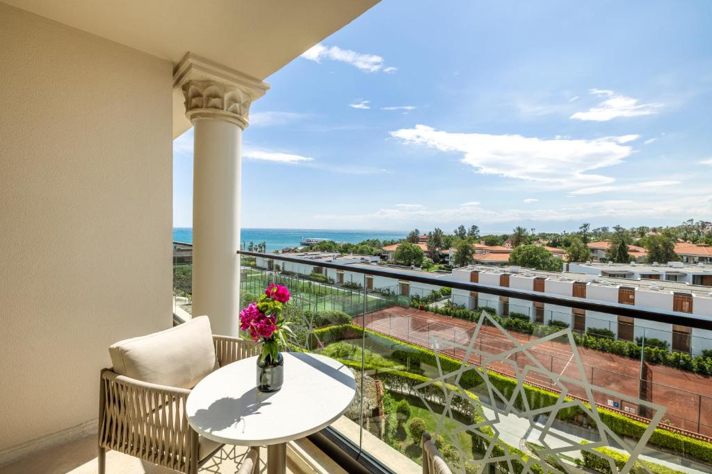 Kempinski Hotel The Dome Belek - Superior King Room With Side Sea View