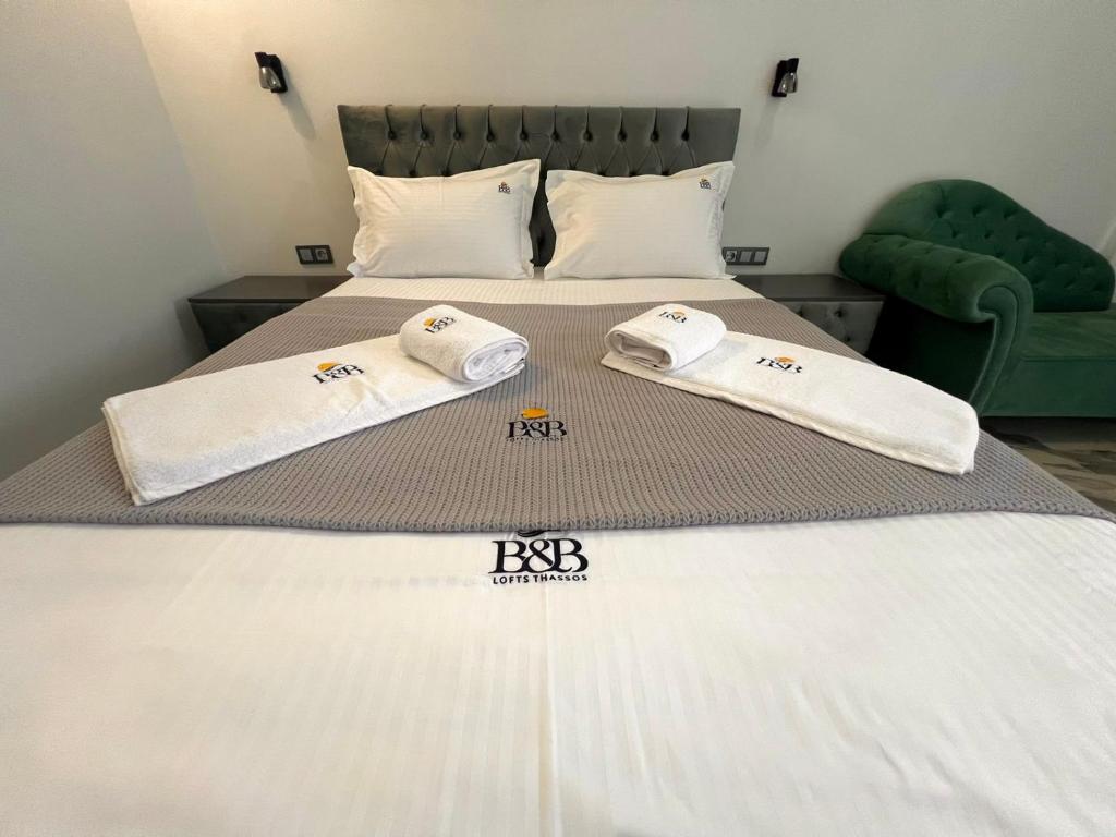 Postel nebo postele na pokoji v ubytování B&B Lofts Thassos