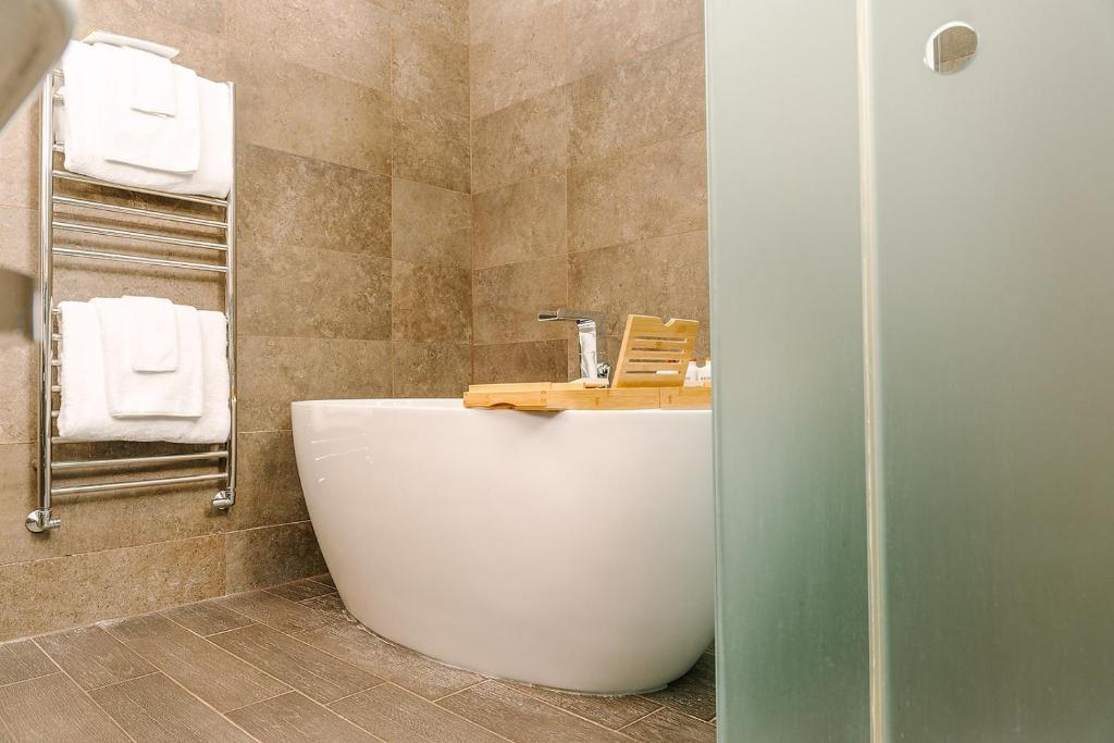 South Lodge - Luxe Junior Suite