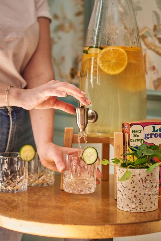 Hotel de Neuve by Happyculture - Resim 5