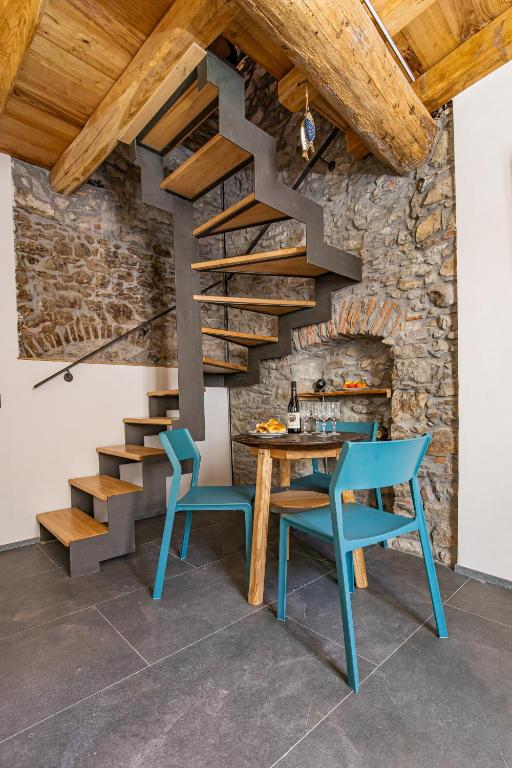 Fotografie z fotogalerie ubytování Pasini Luxury room,cozy winemakers retreat v destinaci Riomaggiore