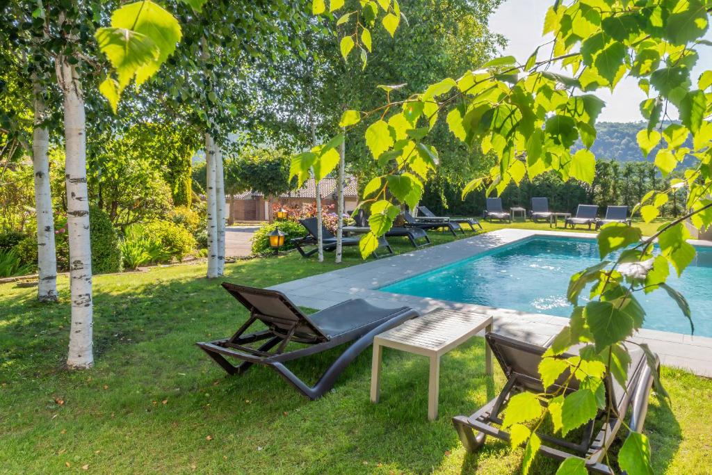 Bazén v ubytování Hotel Calitxo nebo v jeho okolí