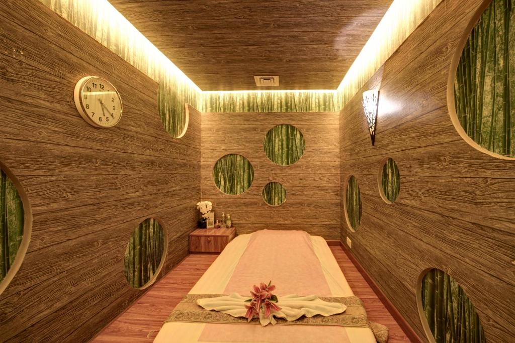 Lotus Grand Hotel - Resim 44