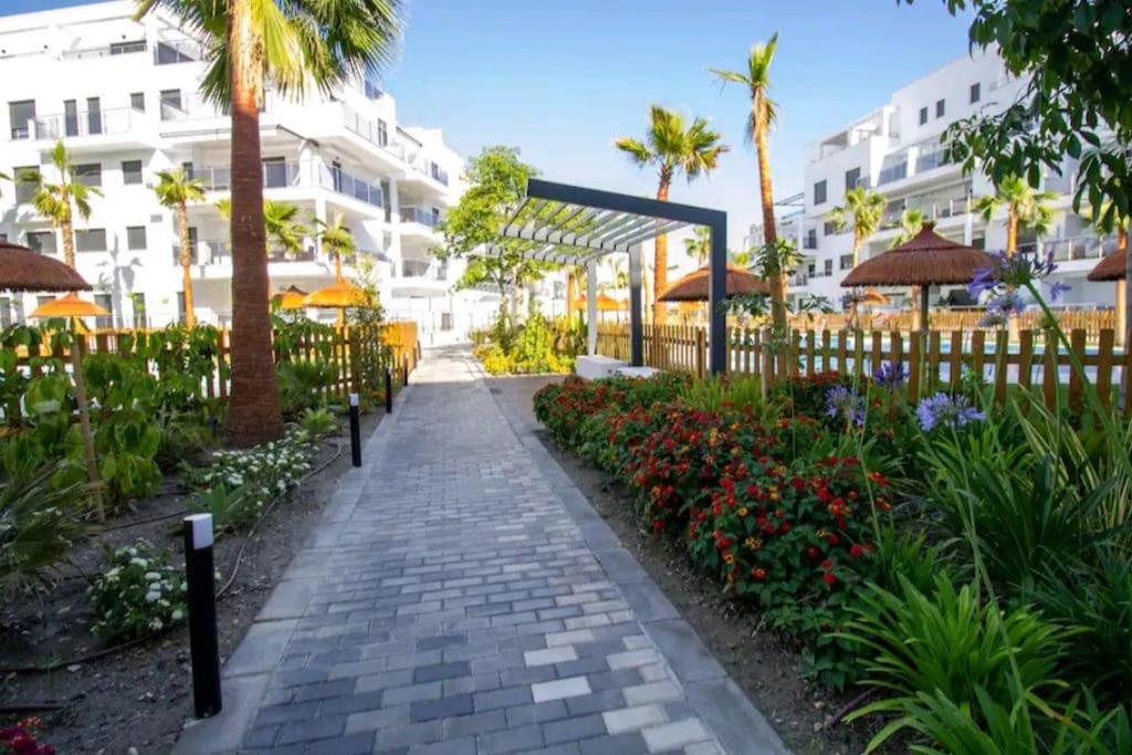 Vonkajšia záhrada v ubytovaní Playa Granada Aguacate Beach