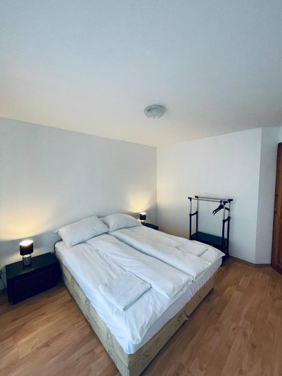 Harmonia Apartment 8380 Hévíz, Vörösmarty utca 130/A, 4 ap kép - 1