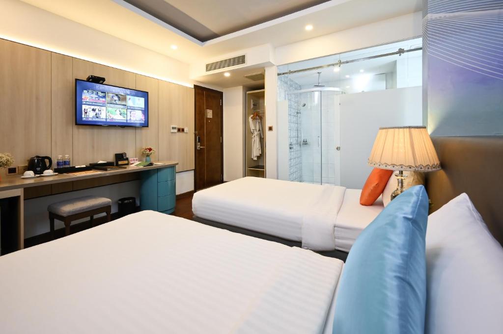 Phòng Deluxe 2 Giường Đơn Có Cửa Sổ