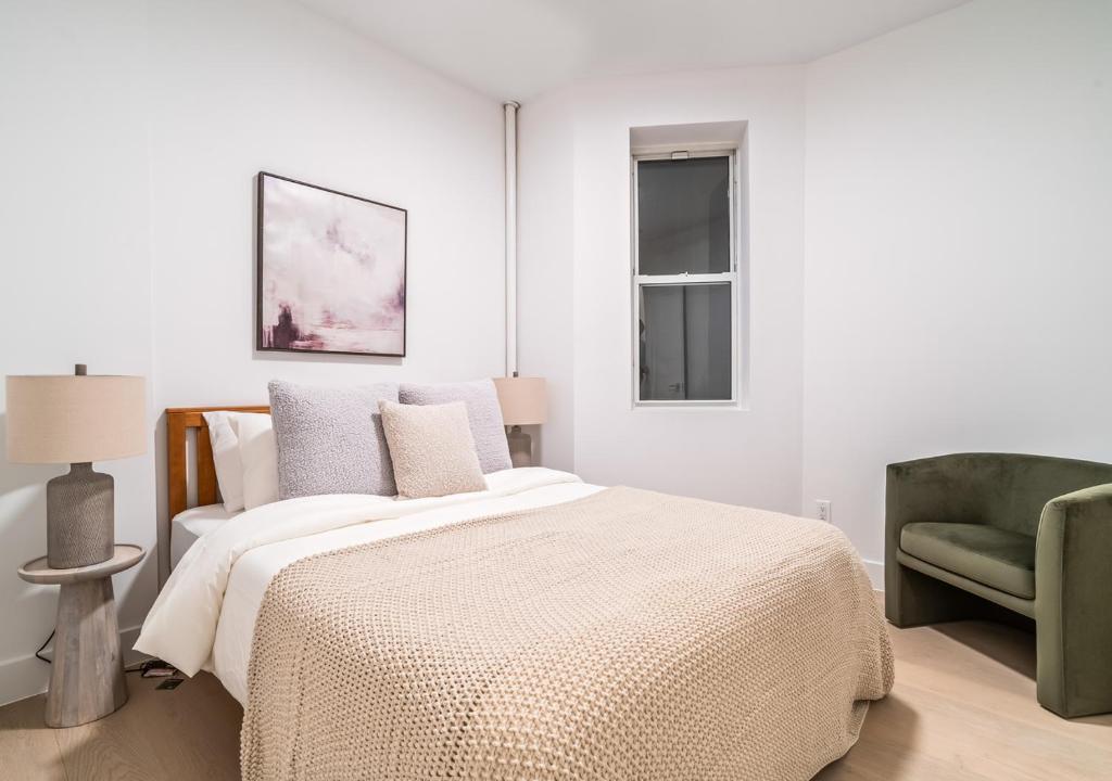 رزرو هتل، مدرن 3BR در سمت پایین شرقی