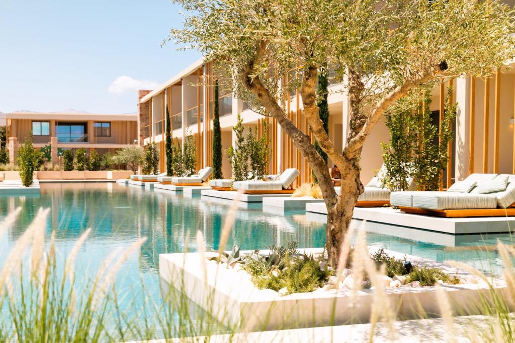 Royal Pearl Island Chios Hotel and Spa - 11