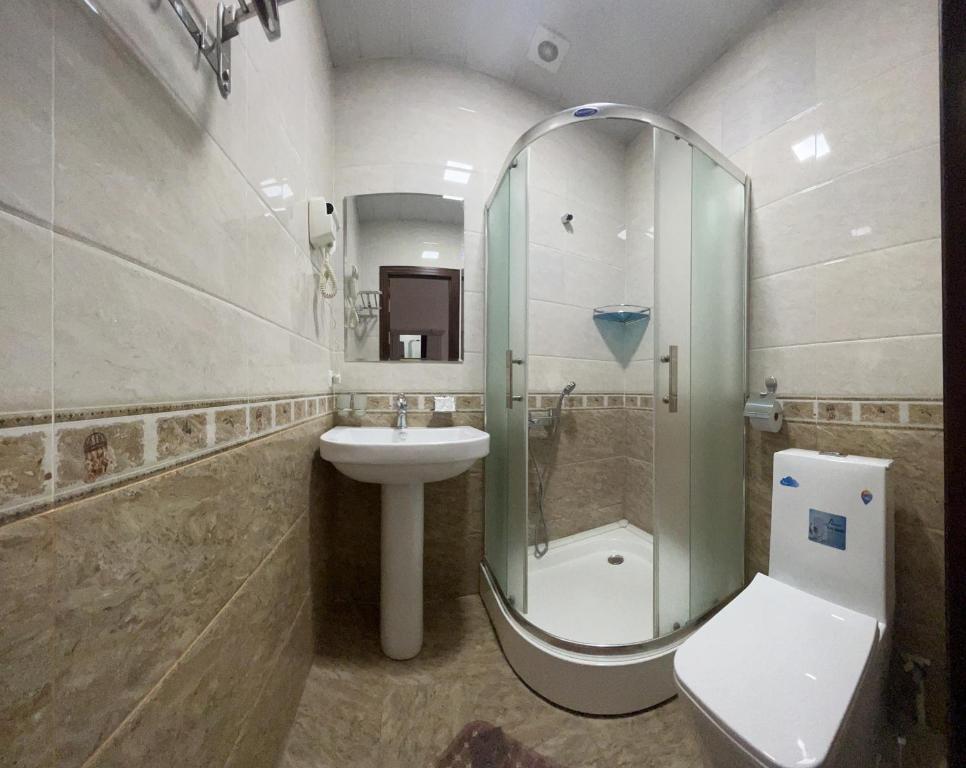 Amina Hotel - Large Double Room