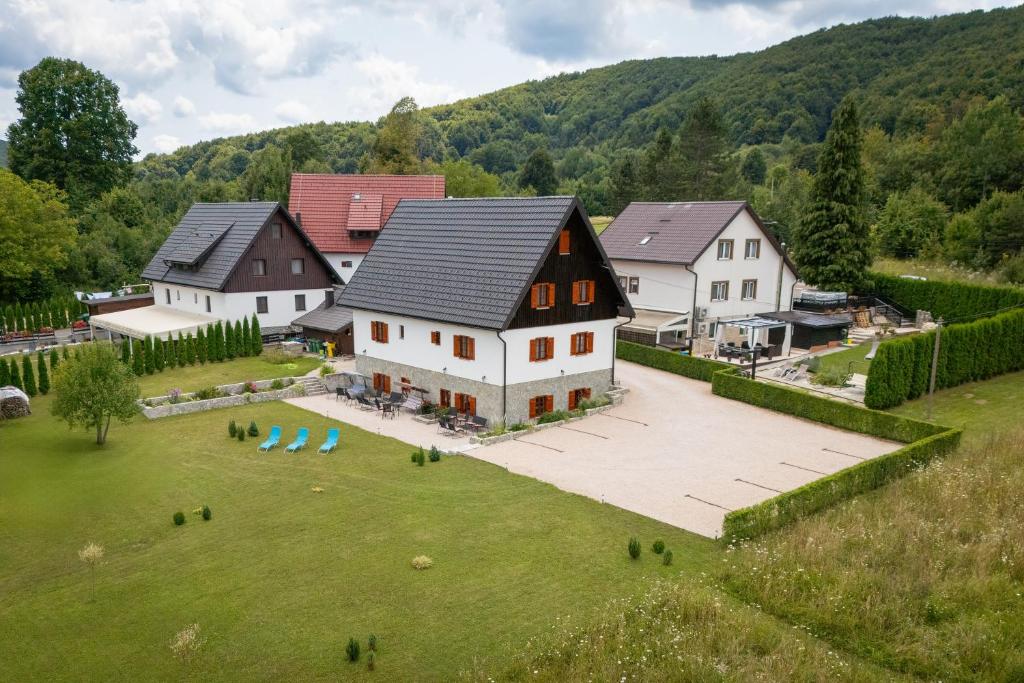 Green lakes house 2 - 14