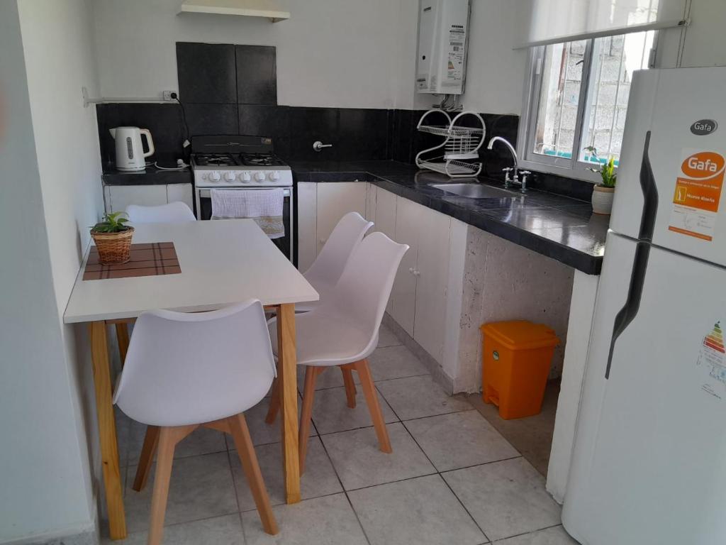 LOS RULITOS Departamentos Temporarios - Appartement Met één Slaapkamer