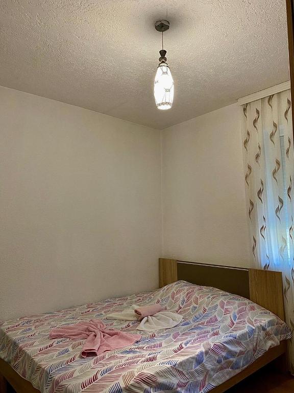 Lola Guest House - Budget Double Room