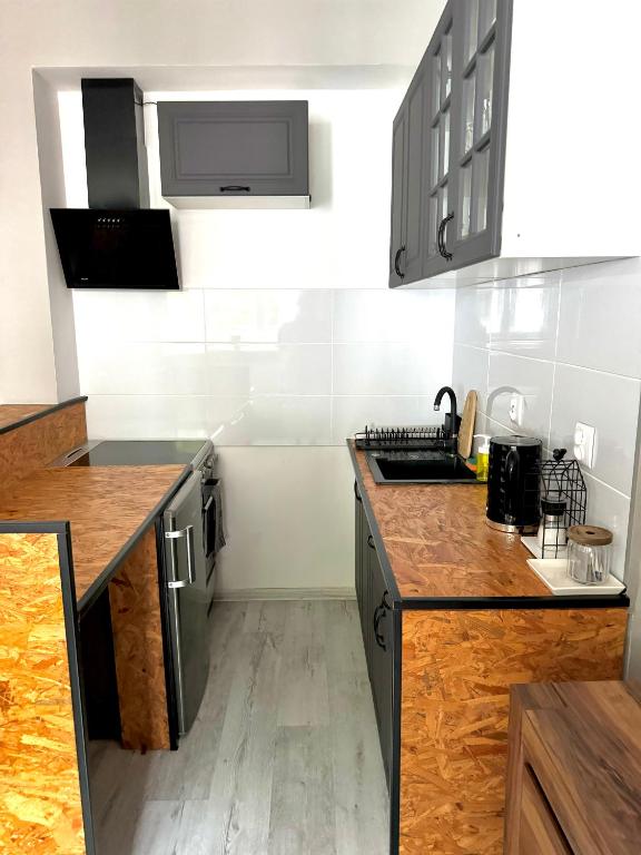 Kuchyň nebo kuchyňský kout v ubytování Apartamenty ToTuGdynia 7