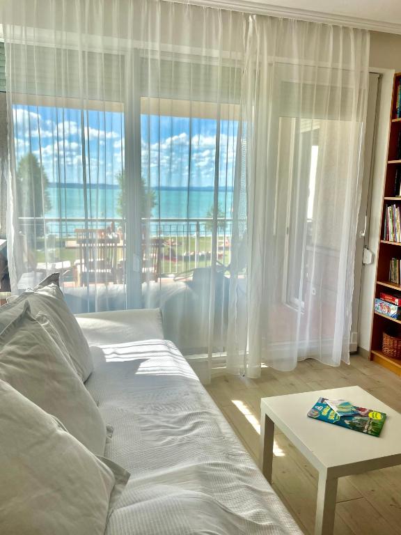 Posedenie v ubytovaní Balaton BeachSide Apartman Siófok N1