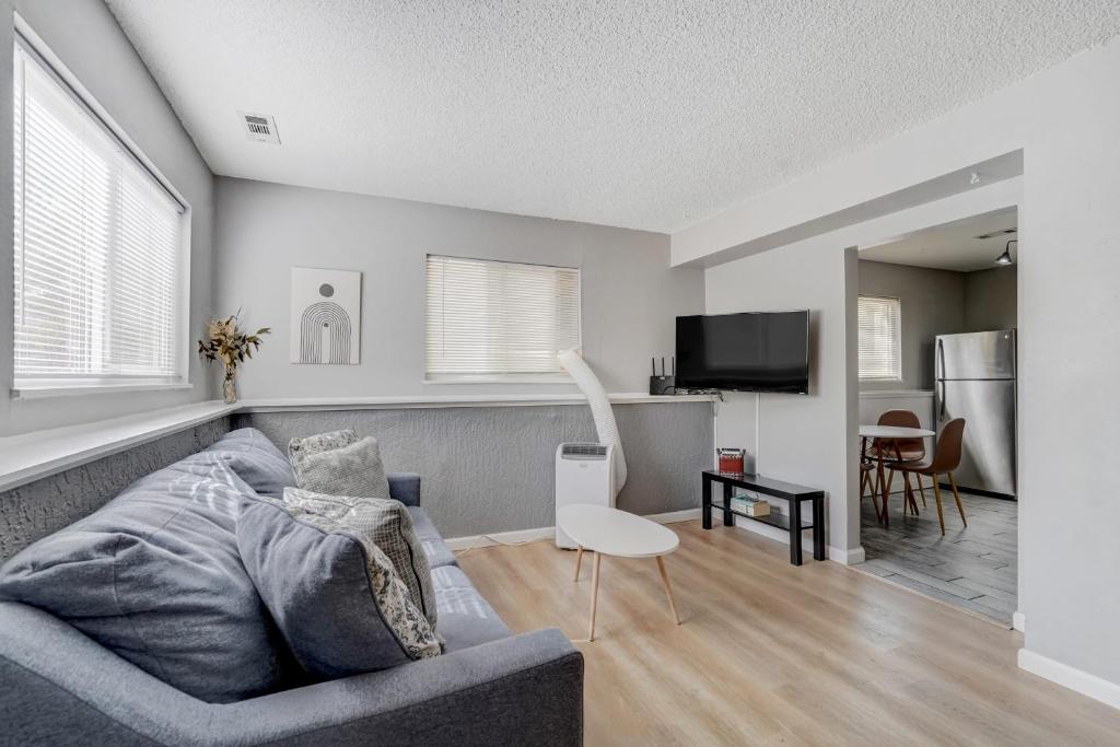 Quarry Base WD & Kitchen & Fast Wifi, Colorado Springs (precios ...