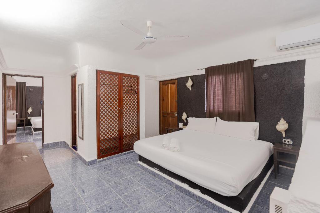 MAYAN ART Hotel Boutique - 10Th Ave photo