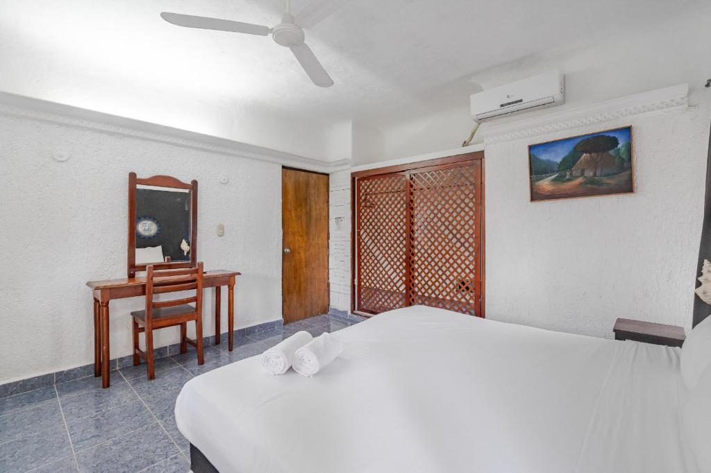 MAYAN ART Hotel Boutique - 10Th Ave photo