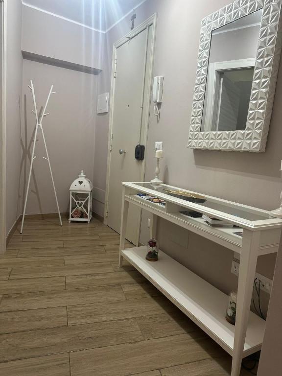 A bathroom at Tindaro Home