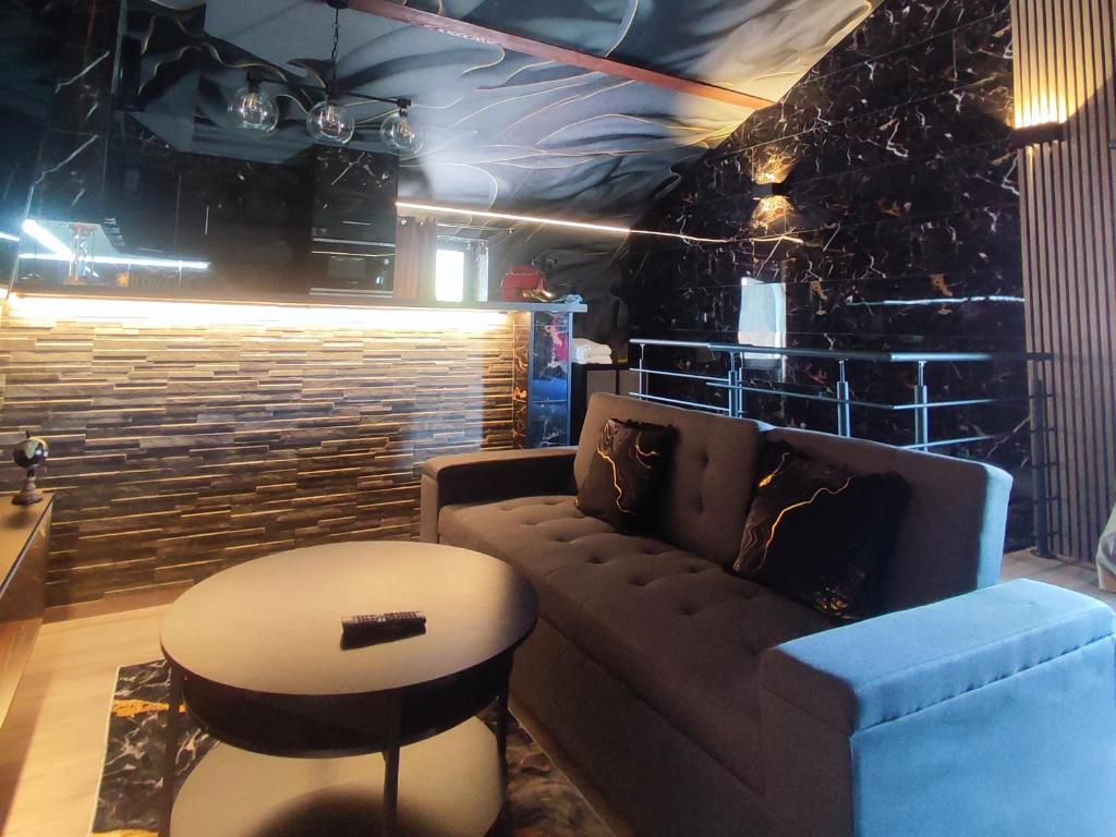 R luxury piscine et spa privatifs – photo 16