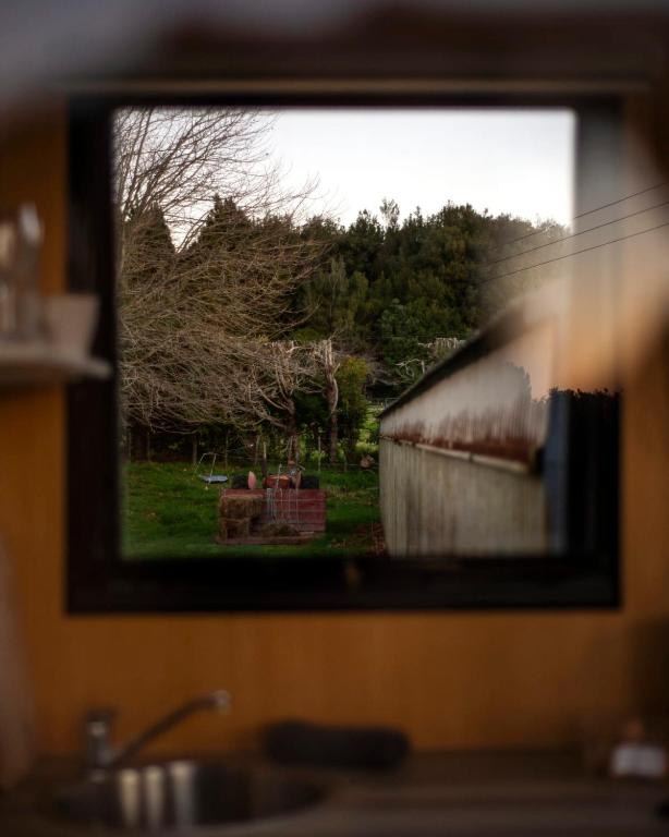 Zahrada ubytování Forest Farm Tiny House by Tiny Away