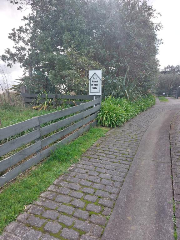 Rural in the city - Resim 1