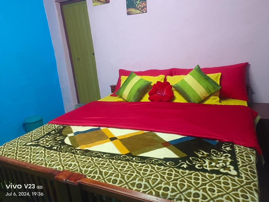 Postel nebo postele na pokoji v ubytování Munnar home stay