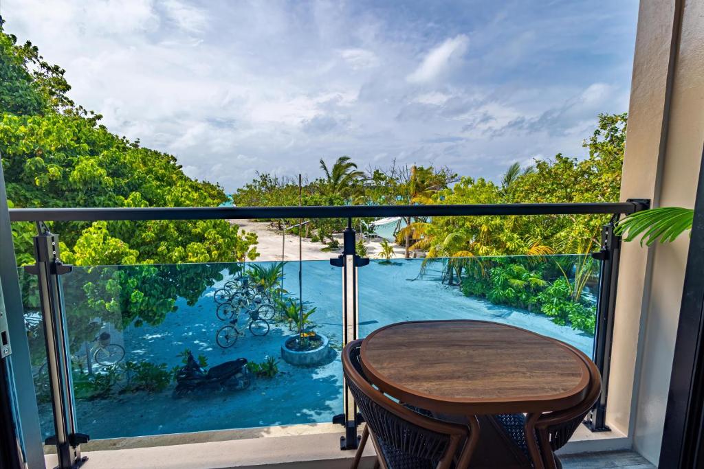 Balkón nebo terasa v ubytování Bibee Maldives