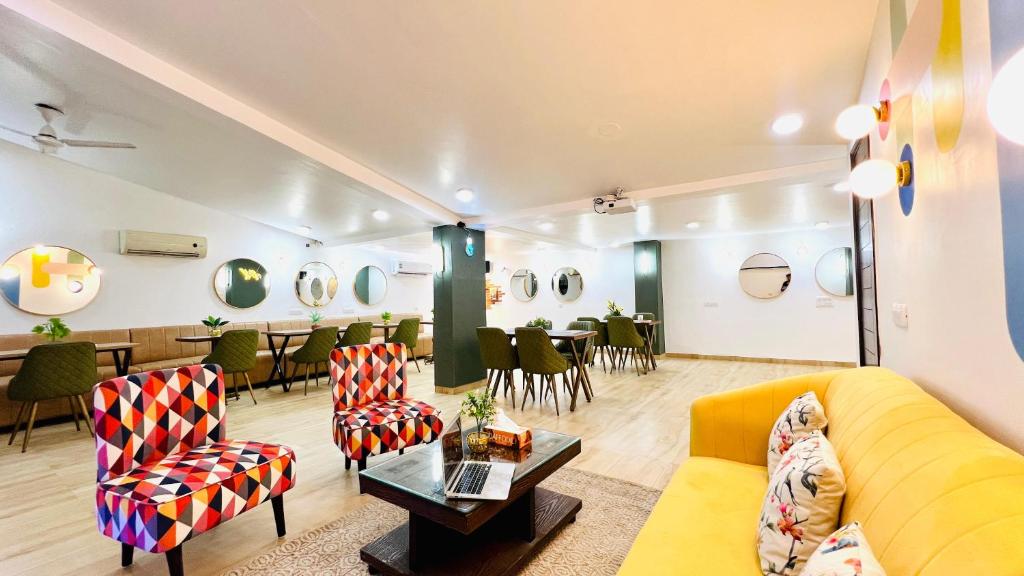 Posezení v ubytování Olive Service Apartments - City Centre Noida